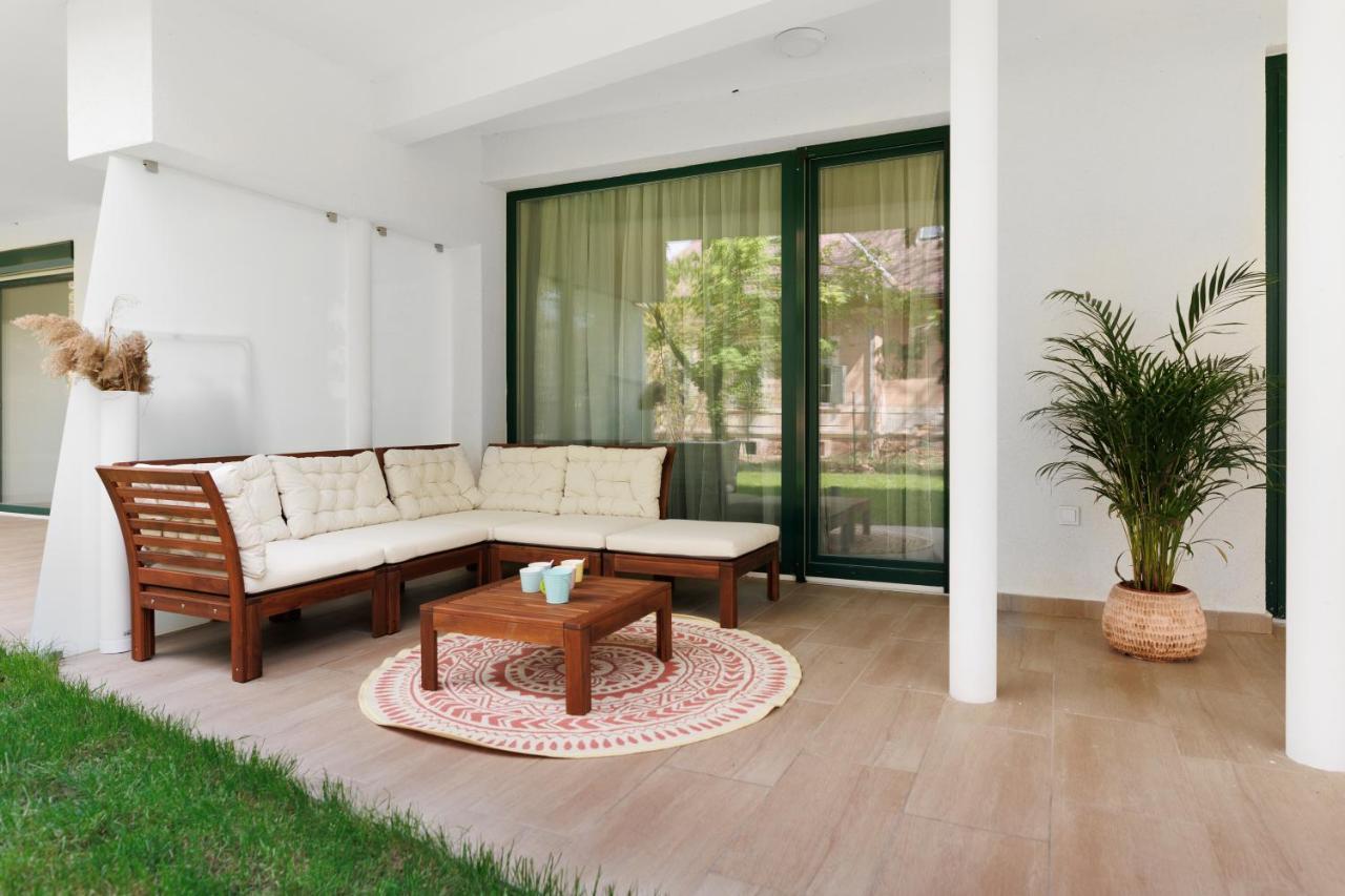 Villa Bauhaus Wellness Apartman Fsz. 3 Шиофок Экстерьер фото