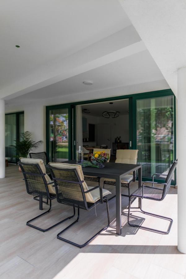 Villa Bauhaus Wellness Apartman Fsz. 3 Шиофок Экстерьер фото
